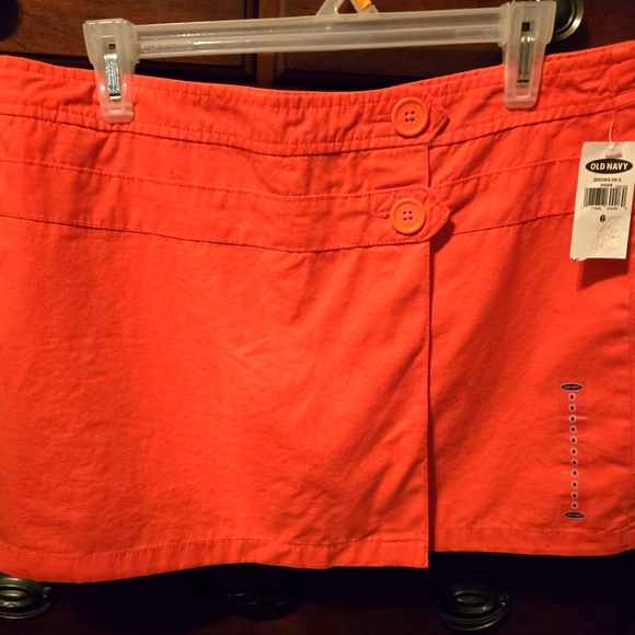 Old Navy Pants - 🌺Old Navy Vibrant Orange Skort